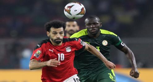 "سيتي كلوب" تقيم شاشة عرض عملاقة بالسويس لإذاعة مباراة مصر والسنغال لإسعاد الجماهير  